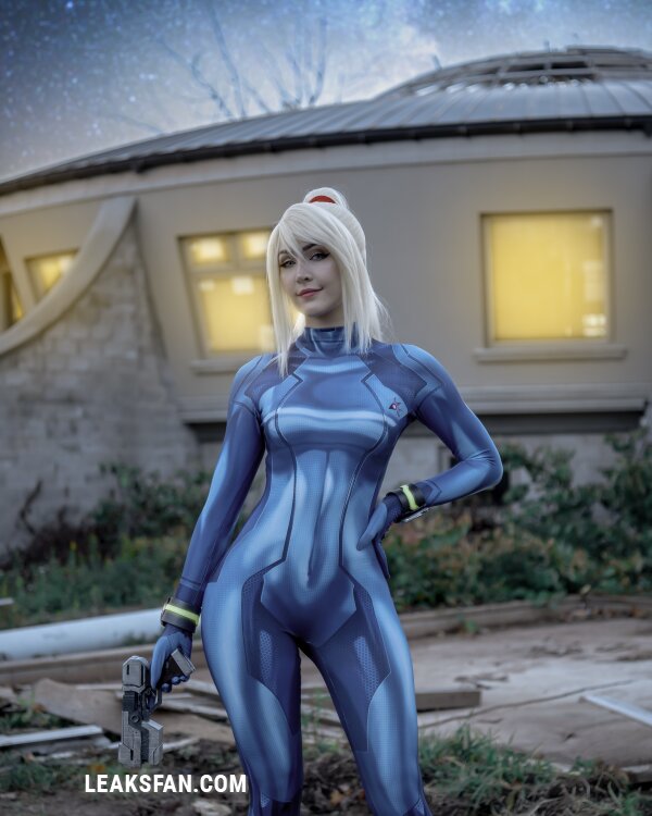 Luxlo Cosplay- Samus - 2