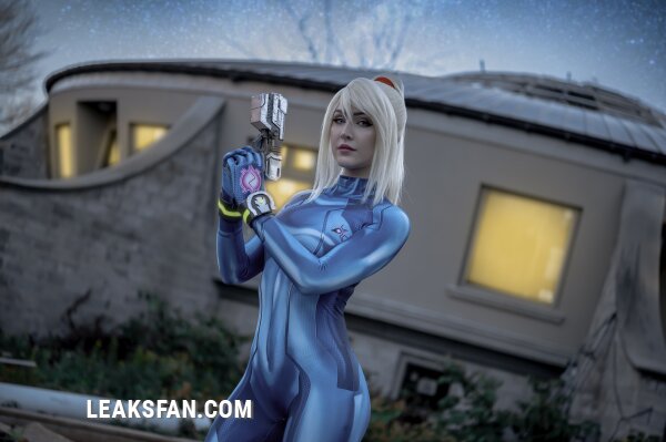 Luxlo Cosplay- Samus - 4