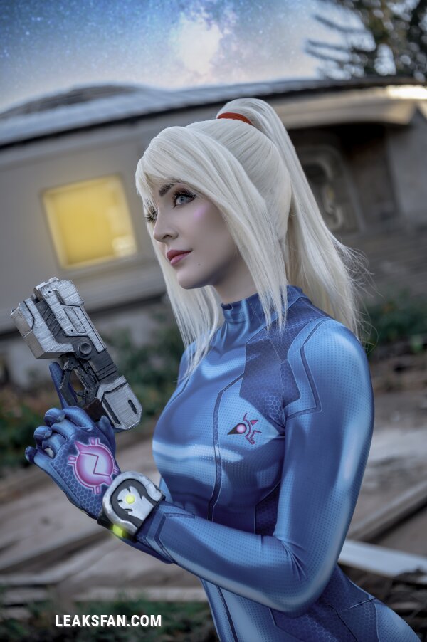 Luxlo Cosplay- Samus - 56