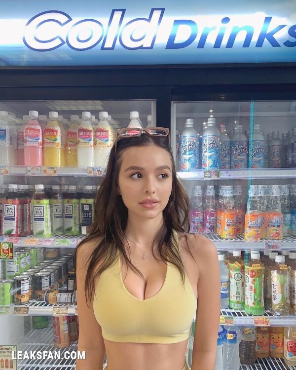 Sophie Mudd - 35