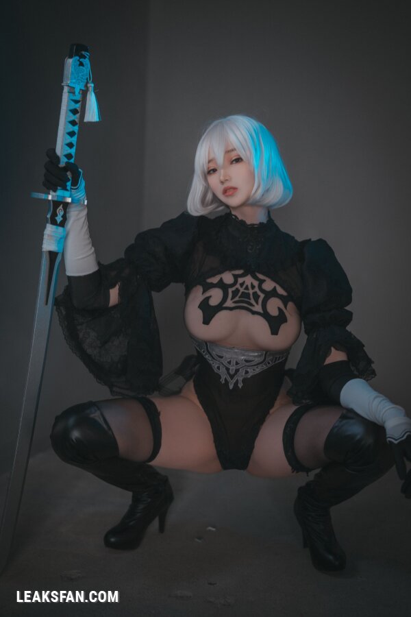 DJAWA Photo - Bambi (밤비) - La Rose NoirE 2B - 21