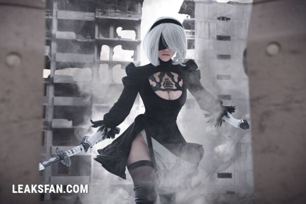 Lada Lyumos - 2B (Nier Automata) - 10