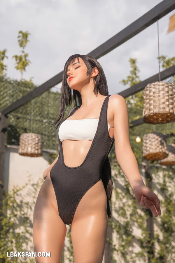 Shirogane_Sama - Tifa Swimsuit - 1