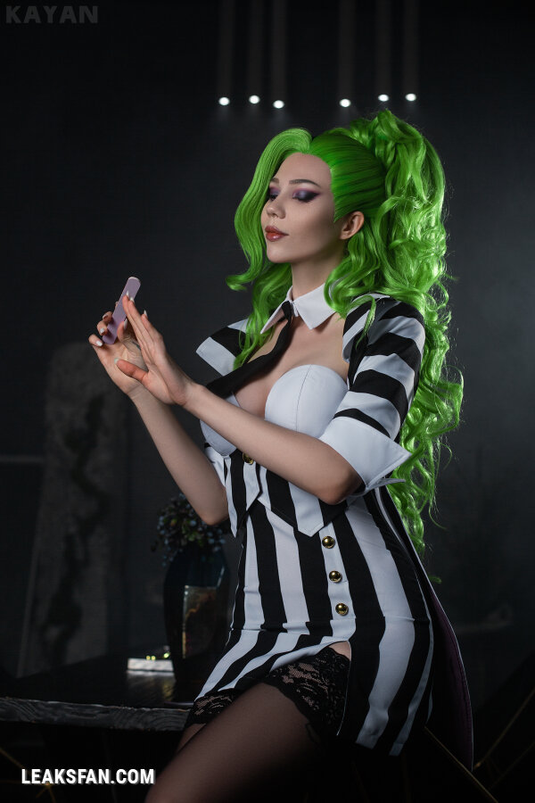 Kaya Nilson - Beetlejuice - 0