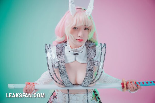 손예은 Son Ye-Eun - Mitsuri (Kimetsu No Yaiba) - 1