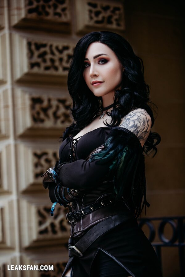 Luxlo Cosplay - Yennefer - 5