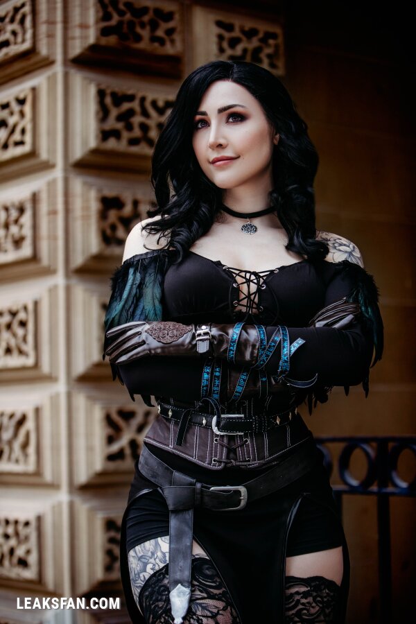 Luxlo Cosplay - Yennefer - 7