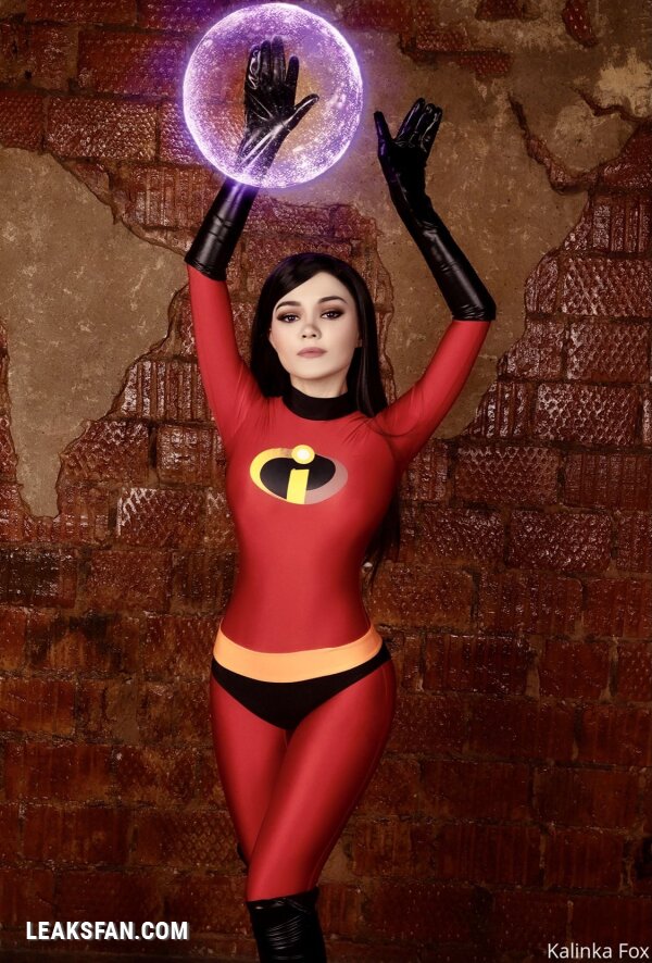 Kalinka Fox - Violet Parr - 25