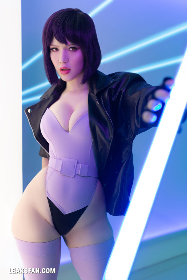 Lada Lyumos - Ghost in the Shell - 26