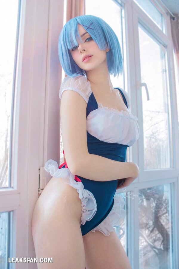 Tanya Bayer - Rem - 1