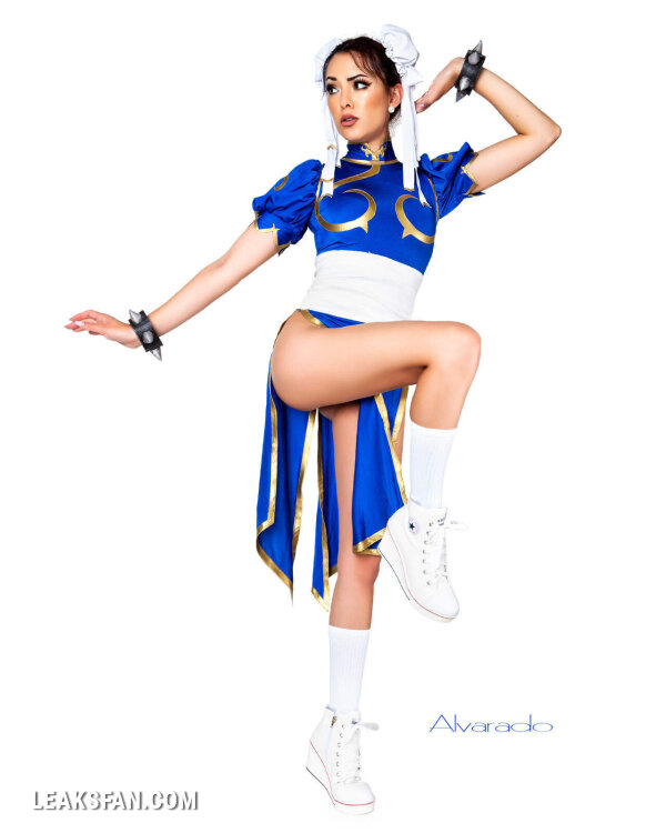 Joanie Brosas - Chun Li - 12