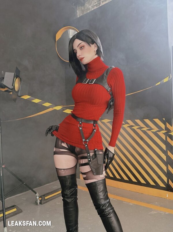 Fishy - Ada Wong - 16