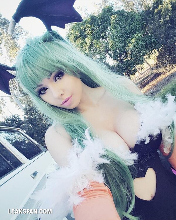 Amy Thunderbolt as Morrigan Aensland - 2