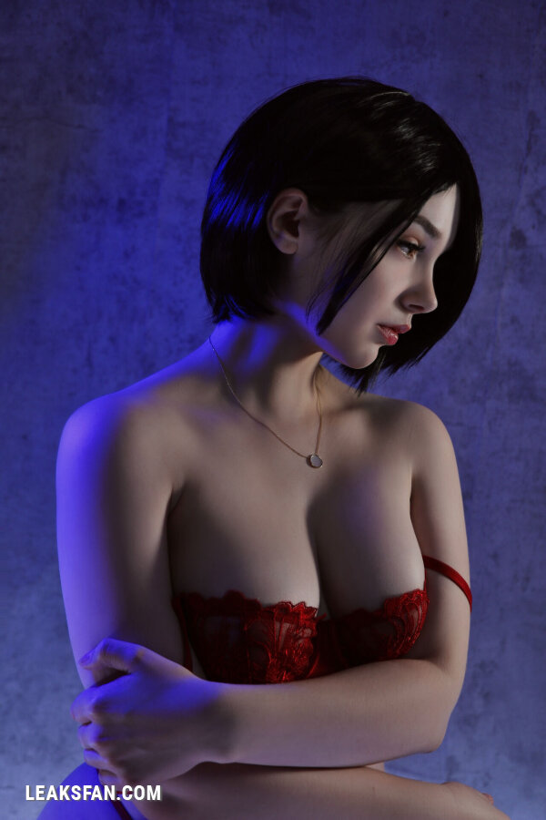 Nyeupe - Ada Wong - 2