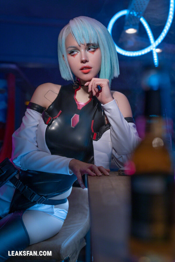 Shirogane-sama - Lucy (Cyberpunk) - 1