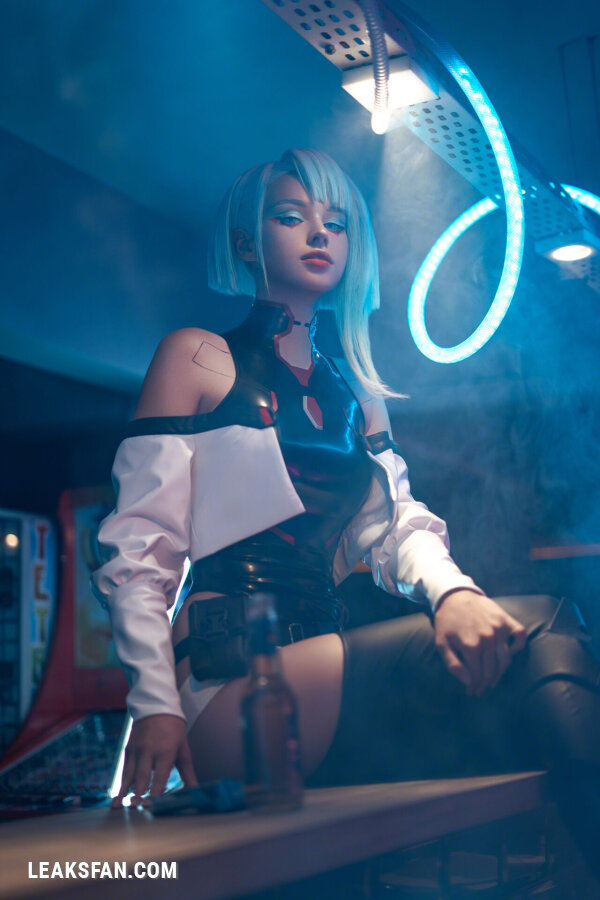 Shirogane-sama - Lucy (Cyberpunk) - 1