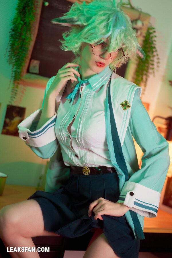 ShaeUnderscore - Study in Green - 1