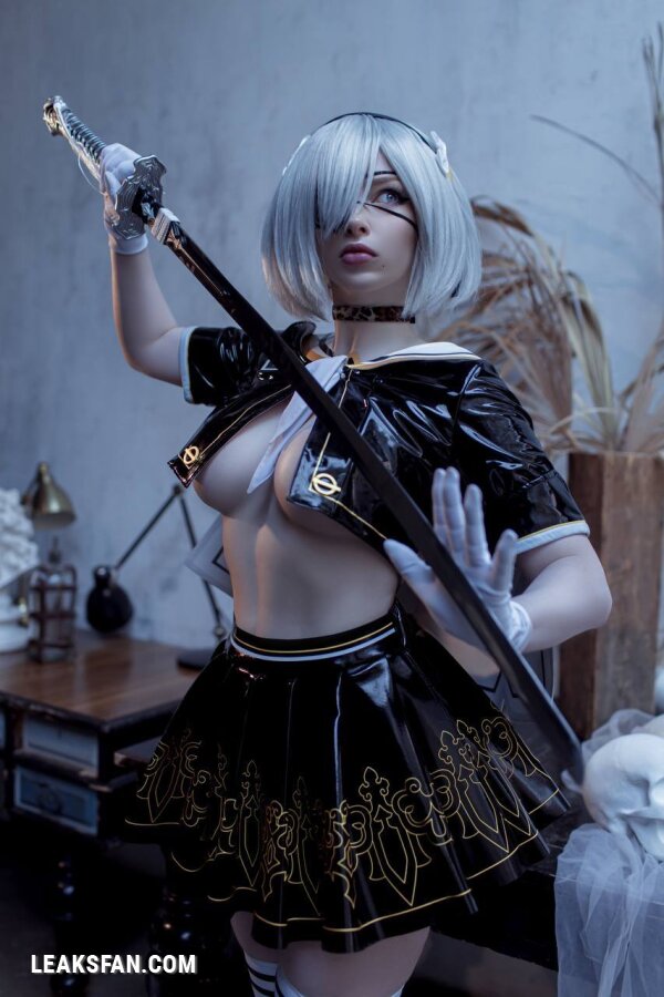 Lady Melamori - 2B - 2