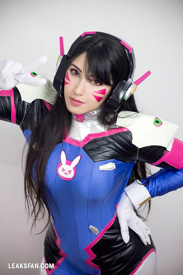 Danielle Vedovelli - D.Va - 6