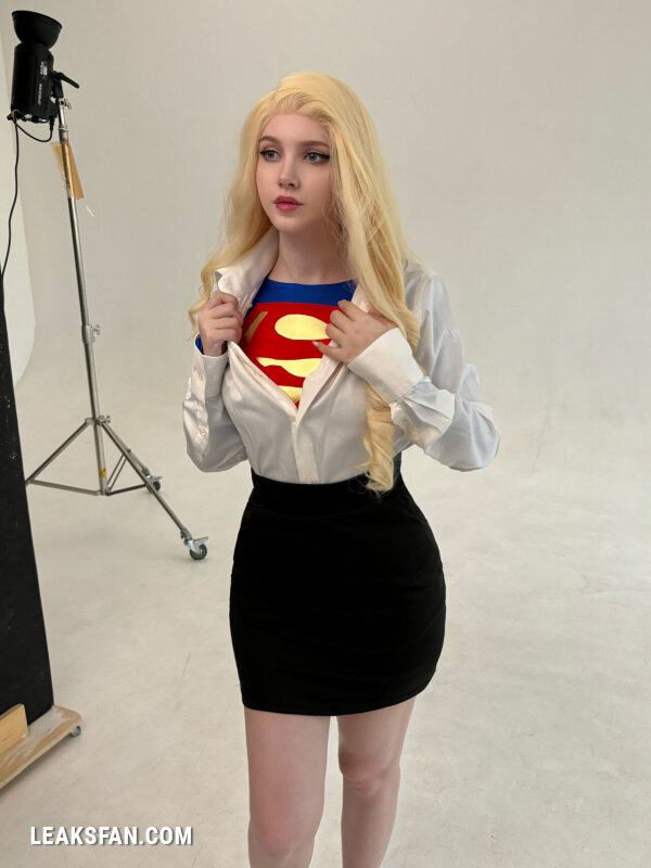 Ulichan - Super Girl - 1