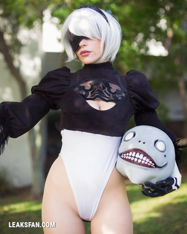 Katyuska Moonfox - 2B - 30