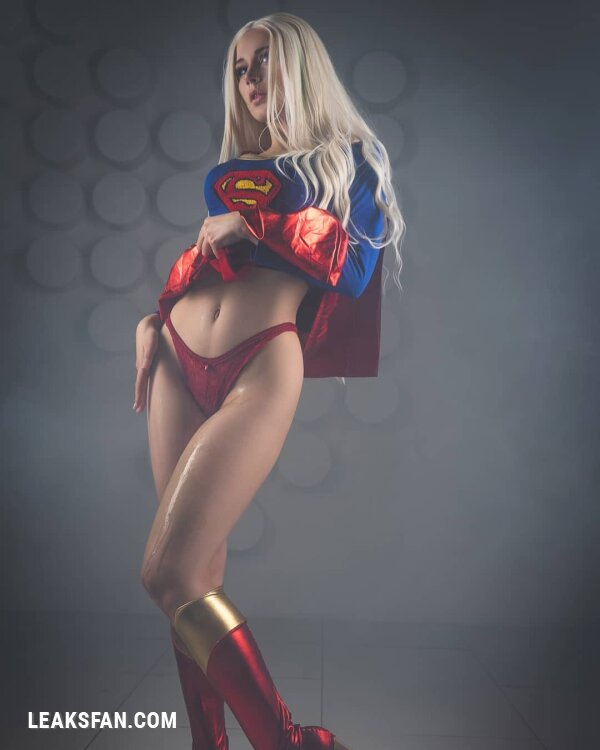 Oichi Chan - Supergirl - 21