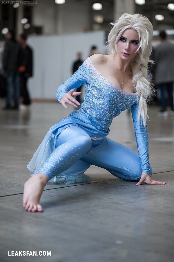 Oichi Chan - Queen Elsa - 1