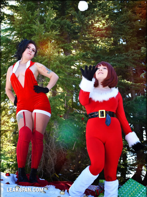 Foxy + Amy Fantasy - Heroes Holiday - 0