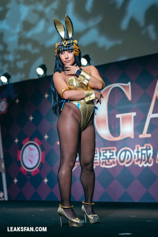 Nonsummerjack - Bunny Menat - 22