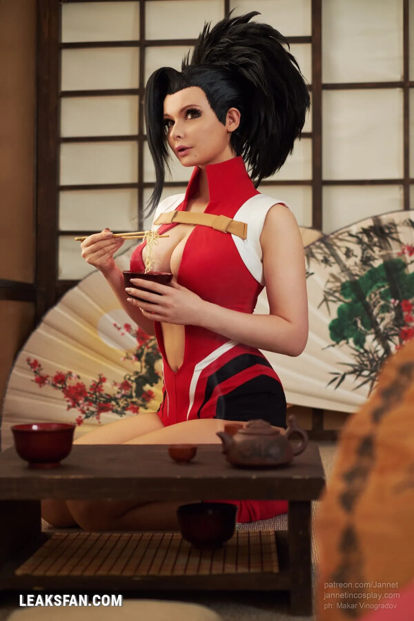 Jannet In cosplay - Momo Yaoyorozu - 1