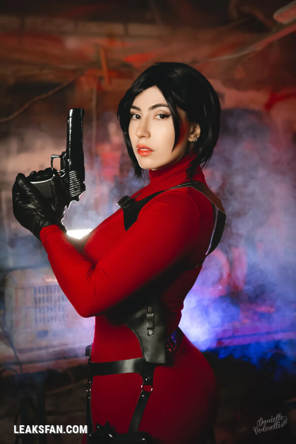 Danielle Vedovelli - Ada Wong - 4