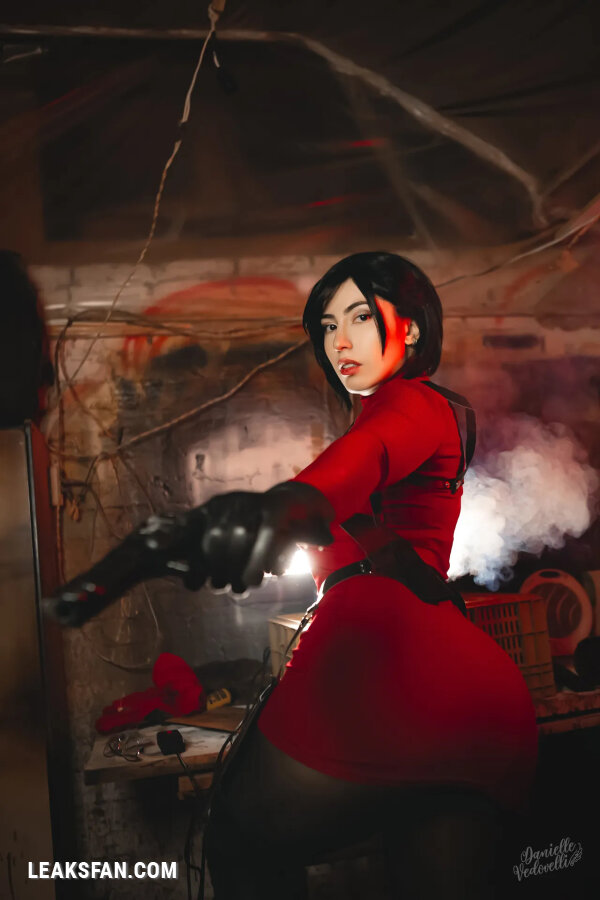 Danielle Vedovelli - Ada Wong - 2