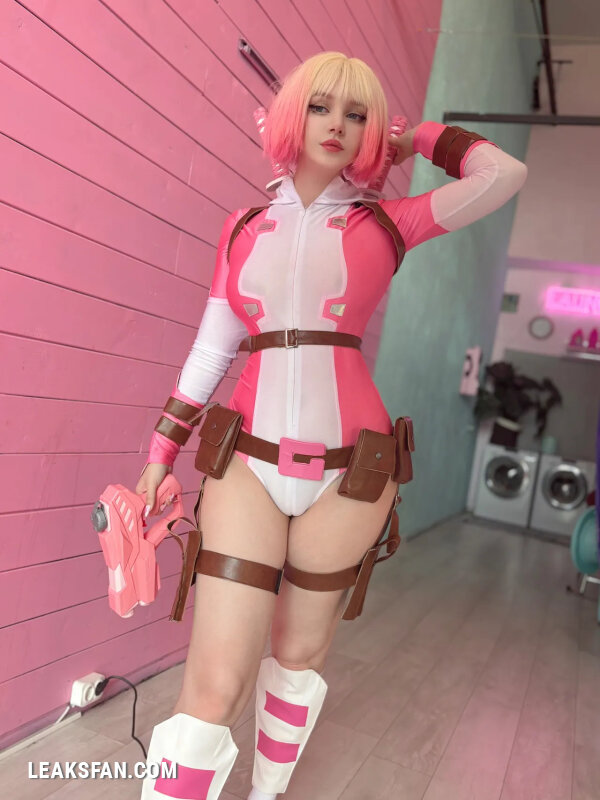 Ulichan - Gwenpool - 0