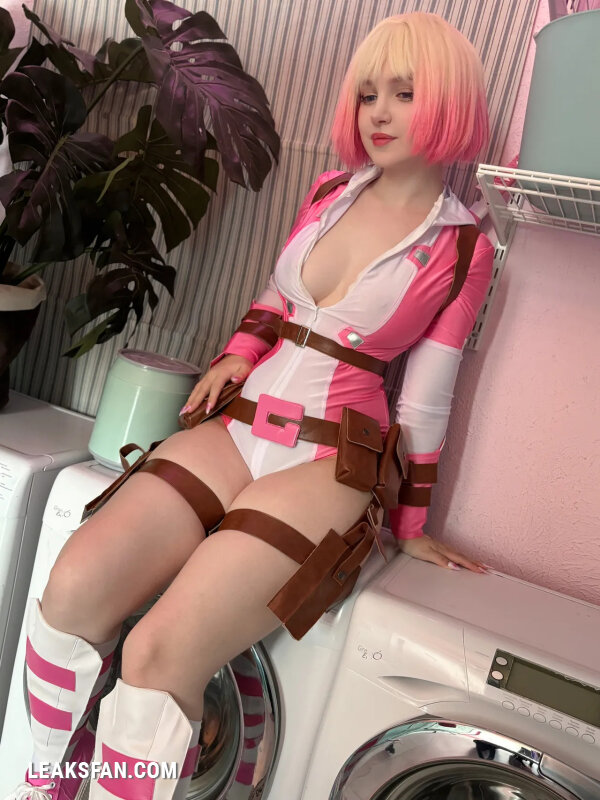 Ulichan - Gwenpool - 1