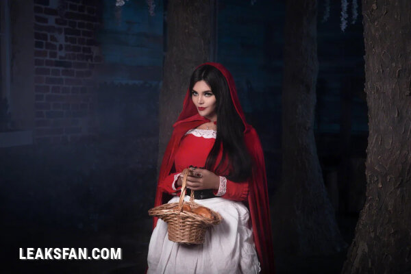 kalinka fox-red riding hood - 2