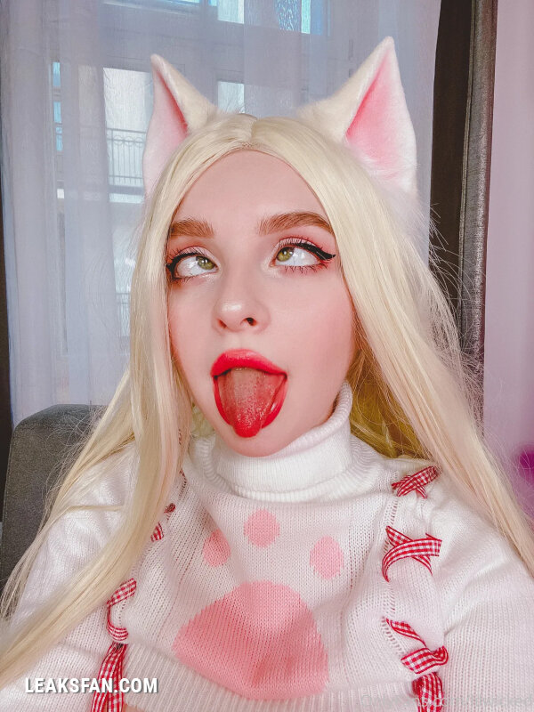 Little Wicked - KDA Ahri Selfies - 0