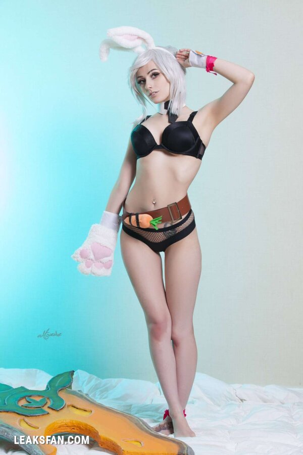 RolyatIsTaylor - Battle Bunny Riven - 2