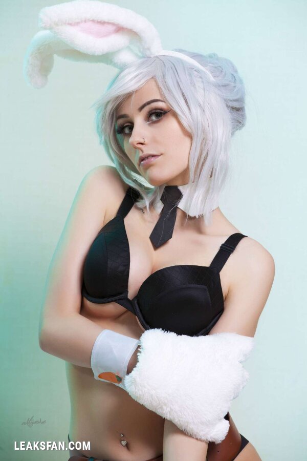 RolyatIsTaylor - Battle Bunny Riven - 0