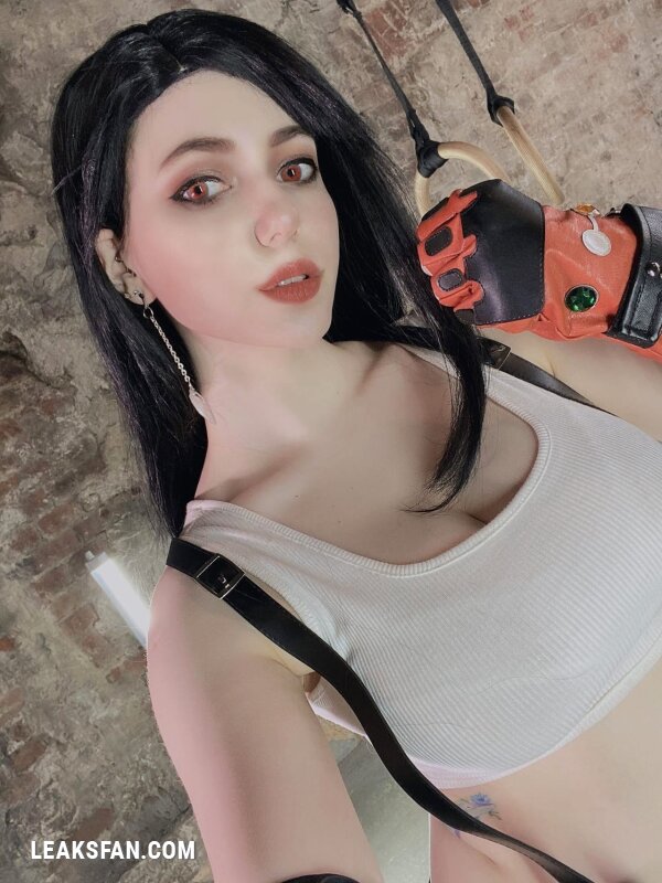 Alina Becker - Tifa - 2