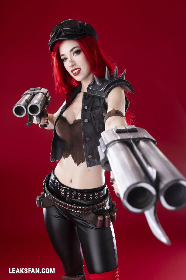 Morgan Le Foy - Miss Fortune - 2