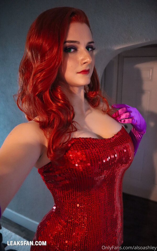 Ashley Barron - Jessica Rabbit - 1