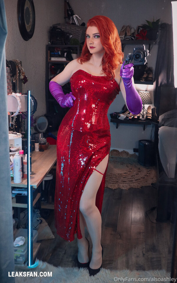 Ashley Barron - Jessica Rabbit - 0