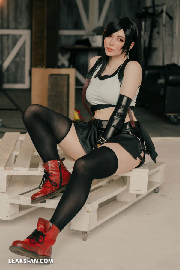 Alina Becker - Another Tifa set - 0