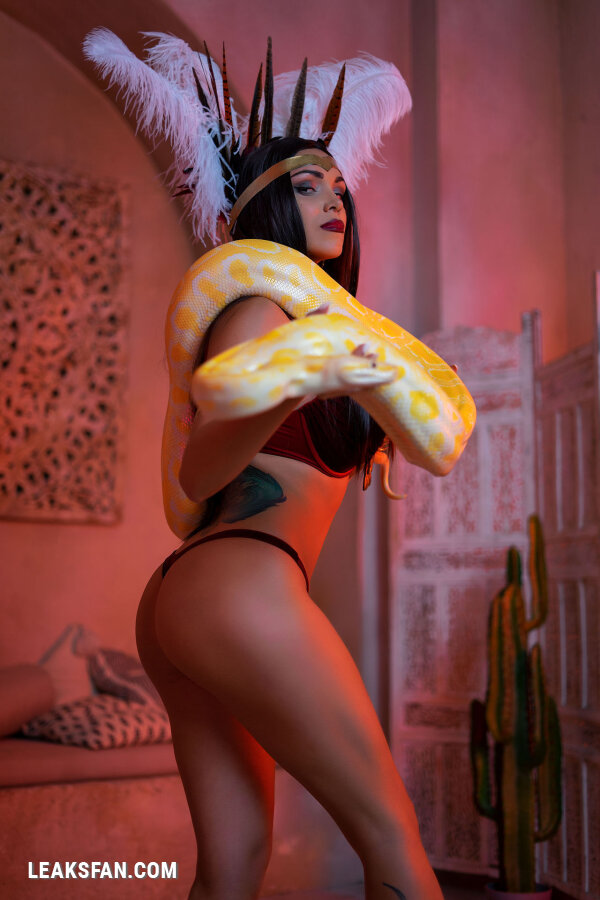 Octokuro Model - Santanico Pandemonium - 2